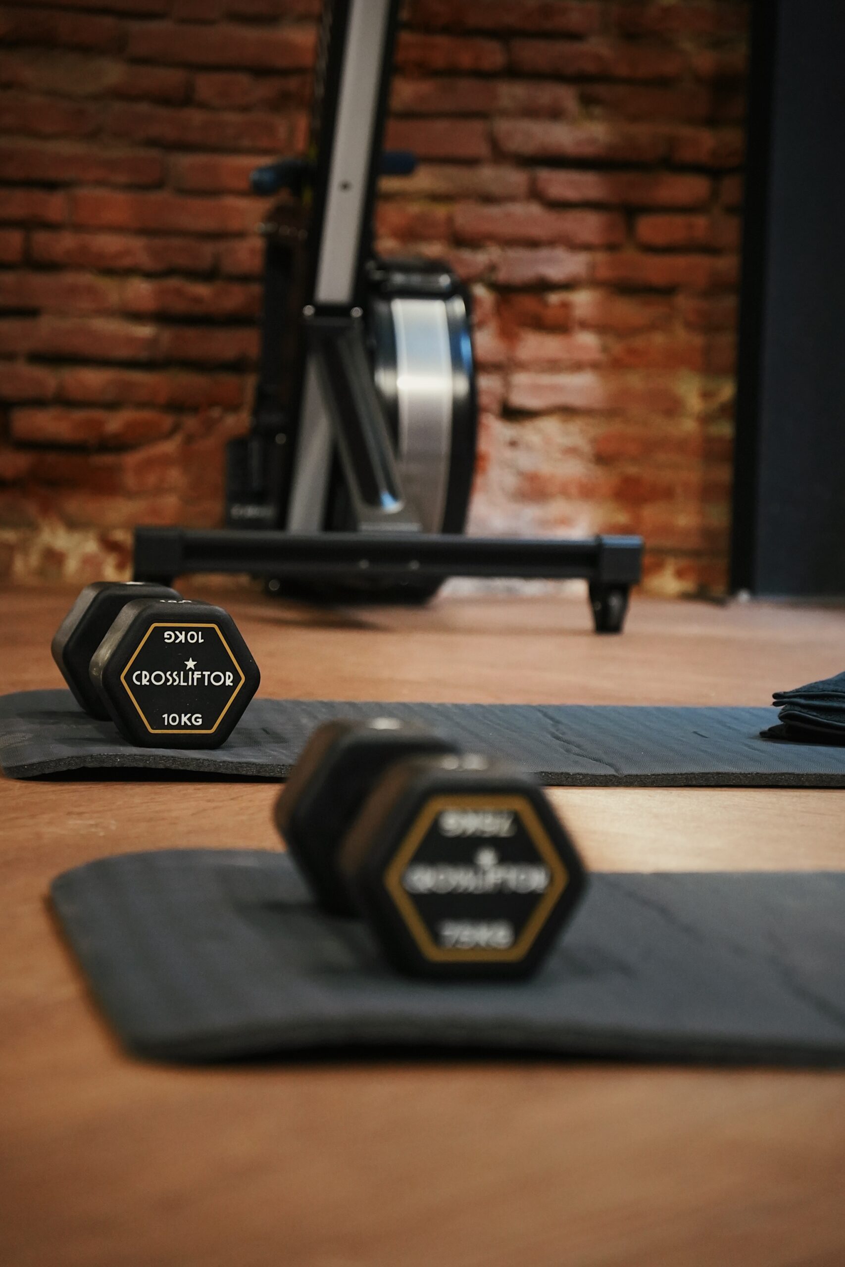 studio professionnel disponible à la location, coach sportif, professeur de yoga, pilates ou thérapeute manuel